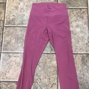 Lululemon size 6 aligns